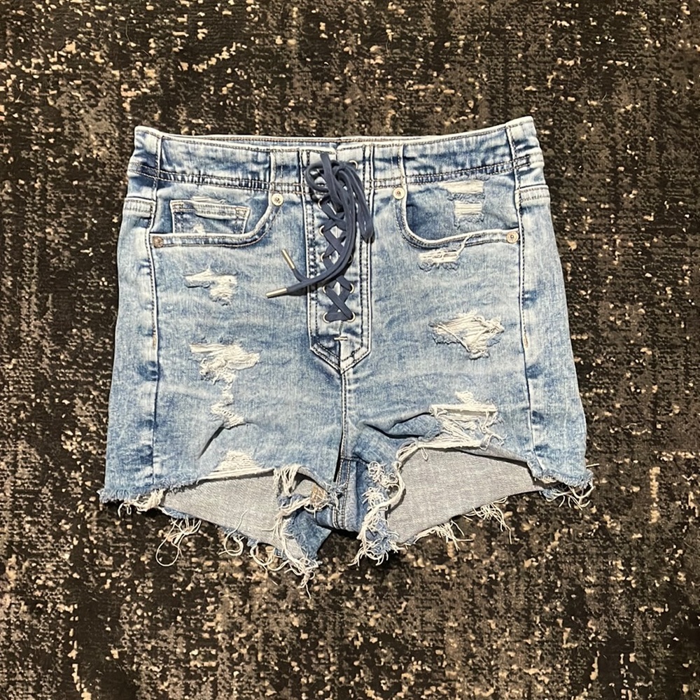 american eagle super high rise shortie (distressed) shorts